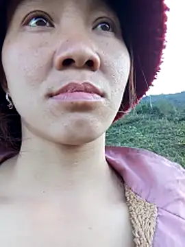 Snapshot of bonnie-00 chatting on 30, 11, 2025 bonnie-00 online show from 30, 11, 2025