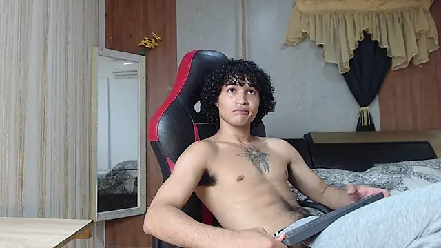 Snapshot of fire_drako_ chatting on 29, 4, 2026 fire drako online show from 29, 4, 2026