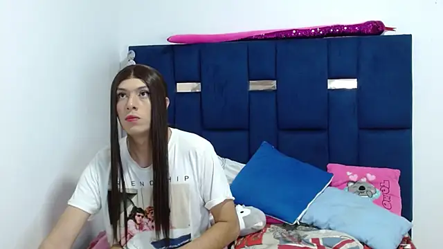 PinkLuna LolaBloom online show from 14, 1, 2026