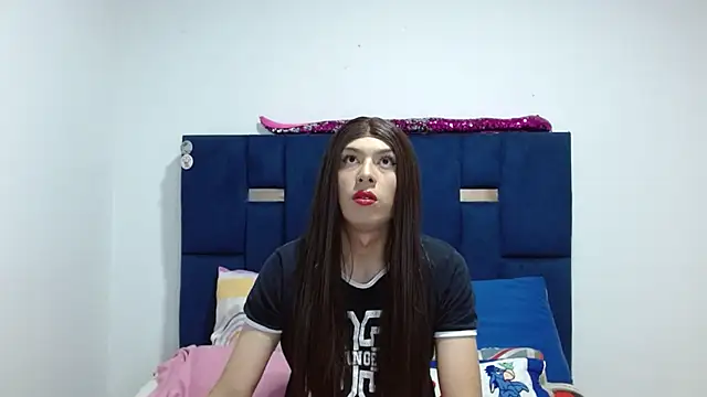 PinkLuna LolaBloom online show from 1, 2, 2026