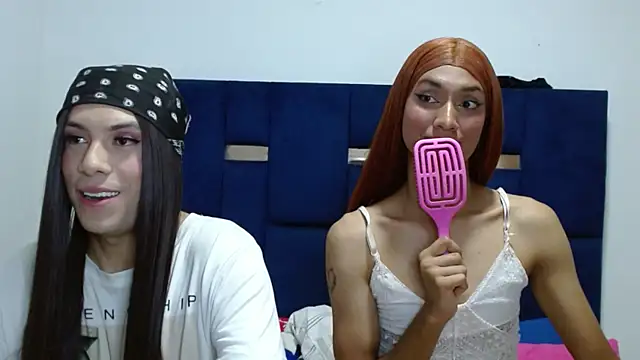 Snapshot of PinkLuna_LolaBloom chatting on 15, 5, 2026 PinkLuna LolaBloom online show from 15, 5, 2026