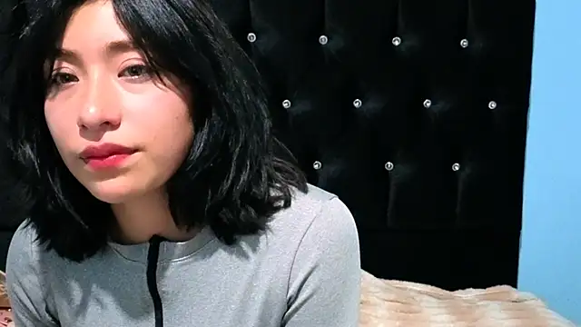 Sullyoonn online show from 24, 10, 2025