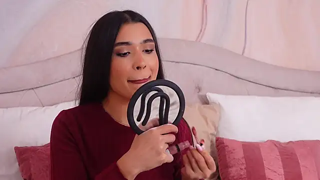 MyaMuse online show from 26, 11, 2025