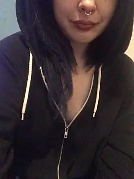 Snapshot of shybeotch chatting on 3, 10, 2025 shybeotch online show from 3, 10, 2025
