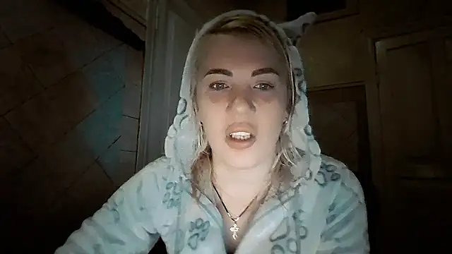 EmmaCat  online show from 14, 2, 2026