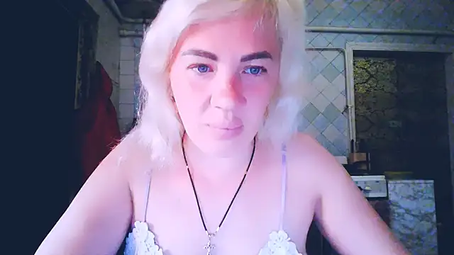 EmmaCat  online show from 16, 5, 2026