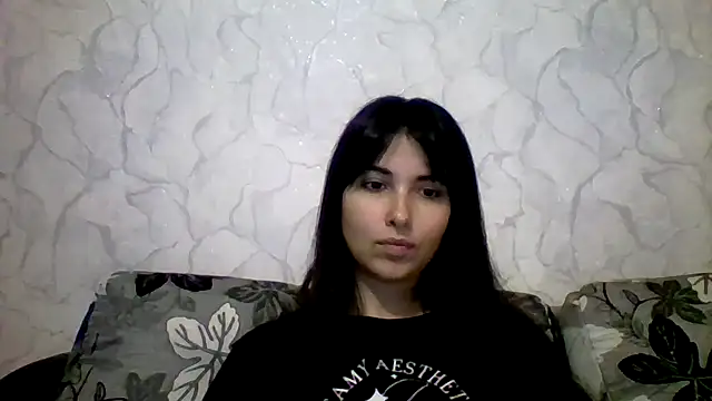Marina Edwards online show from 30, 9, 2025