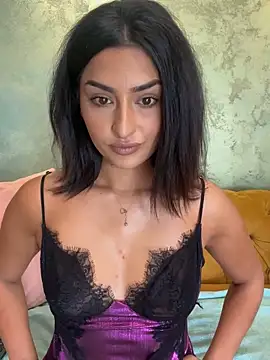 Mia spicyy online show from 27, 10, 2025