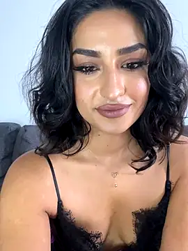 Mia spicyy online show from 10, 11, 2025