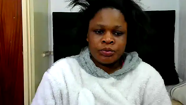 Snapshot of BlondieBitch chatting on 25, 7, 2026 BlondieBitch online show from 25, 7, 2026