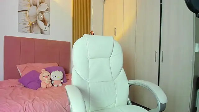 KoraRousee online show from 15, 9, 2025