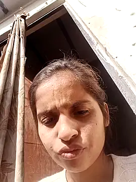 Saloni-Gupta online show from 17, 12, 2025