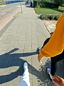 Snapshot of Teealisa chatting on 29, 9, 2025 Teealisa online show from 29, 9, 2025