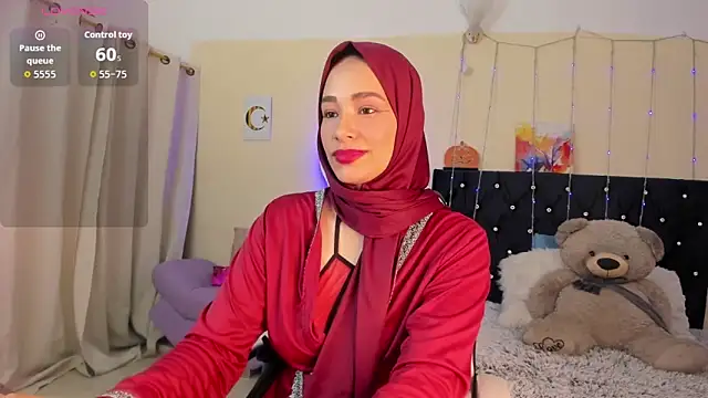 ShanaJamil online show from 10, 4, 2026