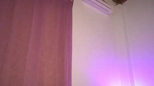 Snapshot of noah_0814 chatting on 4, 11, 2025 noah 0814 online show from 4, 11, 2025