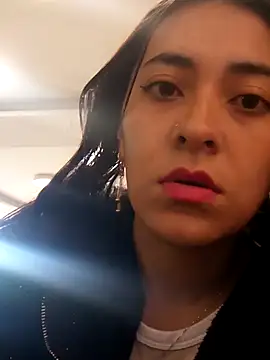 Snapshot of VioletEvanz- chatting on 24, 9, 2025 VioletEvanz- online show from 24, 9, 2025
