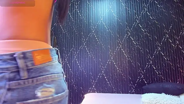 Miss Ariaa online show from 11, 10, 2025