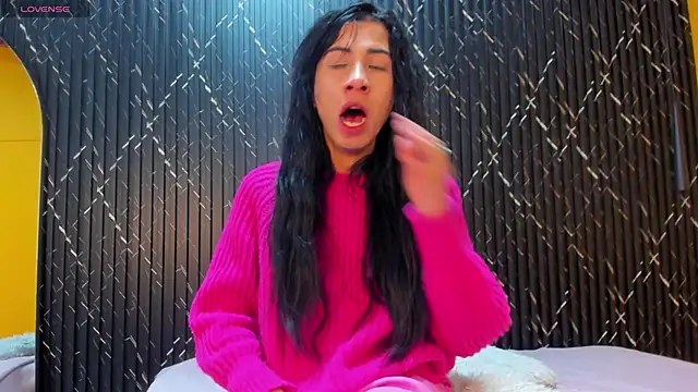 Miss Ariaa online show from 12, 10, 2025