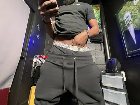 Snapshot of nymphoandthebeast69 chatting on 6, 2, 2026 nymphoandthebeast69 online show from 6, 2, 2026