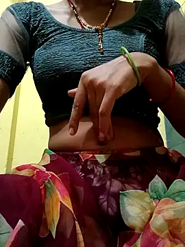 Hot monalia online show from 20, 9, 2025