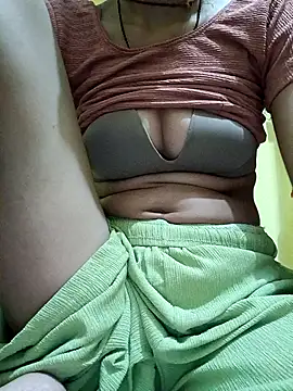 Hot monalia online show from 29, 9, 2025