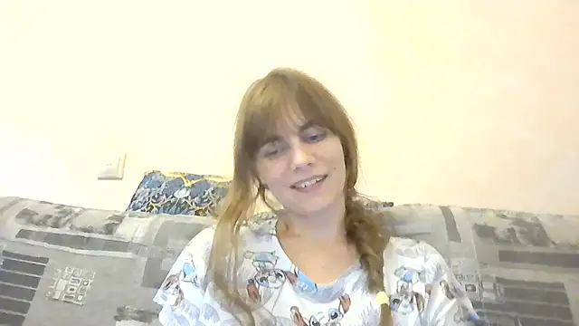 Snapshot of Loriven chatting on 18, 6, 2026 Loriven online show from 18, 6, 2026