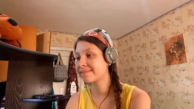 QutieDaSweet online show from 27, 9, 2025