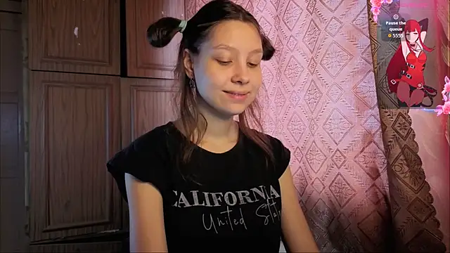 QutieDaSweet online show from 14, 12, 2025