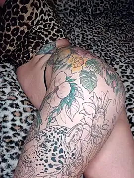 Just peaches not cream online show from 29, 10, 2025