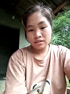 Luyen004 online show from 5, 4, 2026