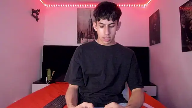 Aaron Spencer13 online show from 25, 11, 2025