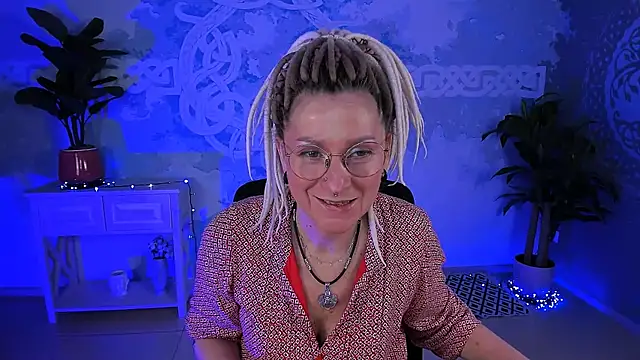 Snapshot of UmaSpace chatting on 30, 4, 2026 UmaSpace online show from 30, 4, 2026