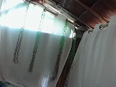 Huntrix2025 online show from 3, 12, 2025