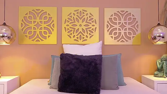 Pettite Alice online show from 25, 11, 2025