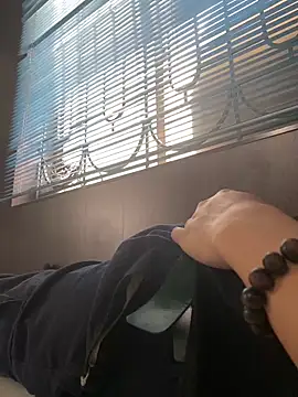 Snapshot of vila25cm chatting on 15, 9, 2025 vila25cm online show from 15, 9, 2025