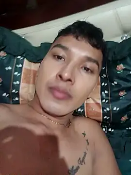Snapshot of liamhotcolombia chatting on 15, 9, 2025 liamhotcolombia online show from 15, 9, 2025