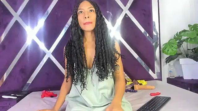 angelkyraasm online show from 4, 11, 2025