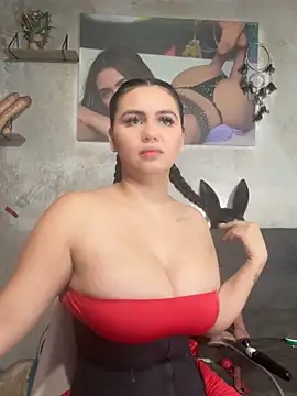 innocenttemplegirl online show from 11, 10, 2025