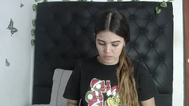 Snapshot of isabel_09 chatting on 8, 5, 2026 isabel 09 online show from 8, 5, 2026
