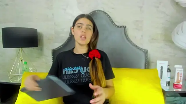 isabel 09 online show from 30, 6, 2026