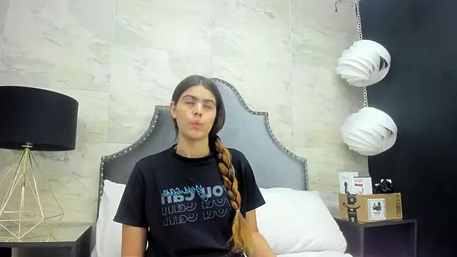 isabel 09 online show from 10, 7, 2026