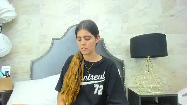 isabel 09 online show from 24, 7, 2026