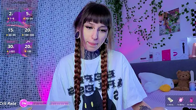 Snapshot of LilithPoison chatting on 15, 5, 2026 LilithPoison online show from 15, 5, 2026