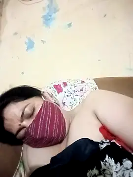 Love-890 online show from 26, 9, 2025