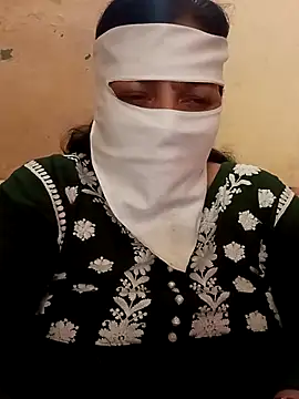 Love-890 online show from 30, 10, 2025