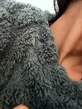 Aaisha-16 online show from 14, 1, 2026