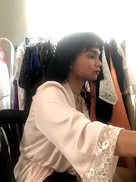 estradiolist online show from 23, 10, 2025