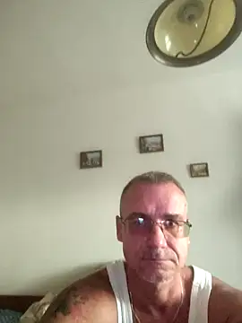 Snapshot of chcem1975 chatting on 14, 9, 2025 chcem1975 online show from 14, 9, 2025