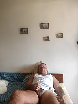 Snapshot of chcem1975 chatting on 17, 9, 2025 chcem1975 online show from 17, 9, 2025