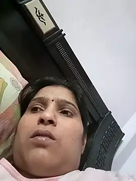 aliya-jaan71 online show from 13, 4, 2026